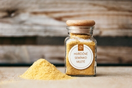 Hořčičné semínko mleté v kořence