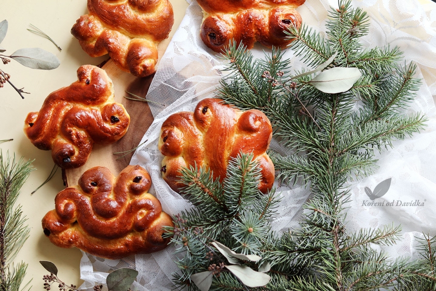  Švédské šafránové lussekatter